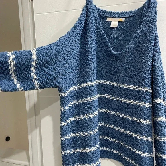 Size Small very soft fabric worn once only - Picture 5 of 5